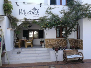 Boutique Hostal Mistral